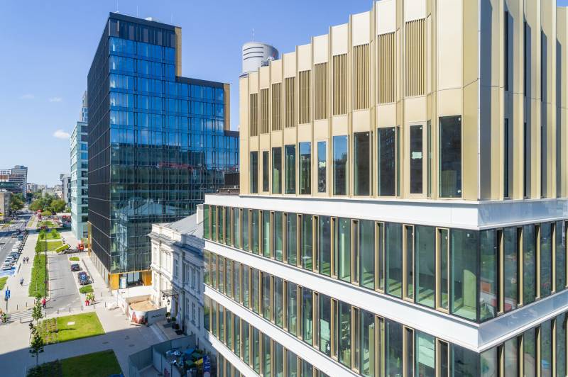 Allen & Overy and Grupa Żywiec move into Warsaw Brewery’s Malthouse Offices  