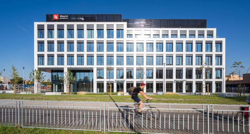 Echo Investment sprzedaje spółce Solida Capital pierwszy etap kompleksu biurowego West 4 Business Hub we Wrocławiu