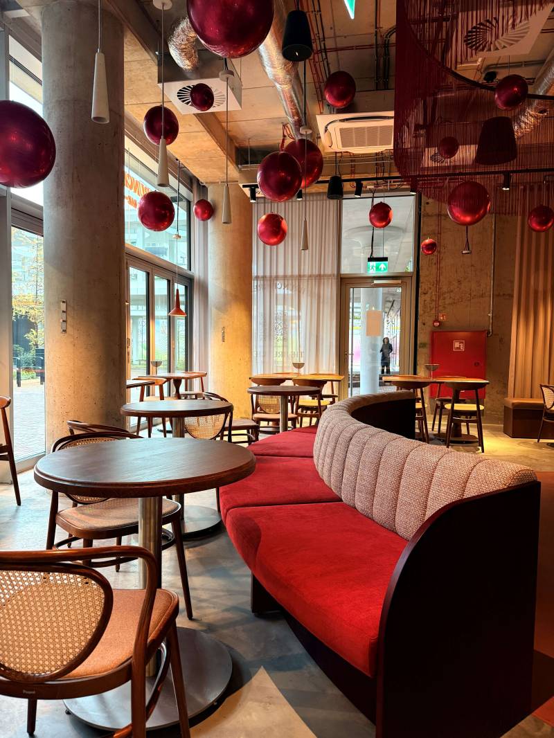 Pierwsza restauracja na Towarowej22 powitała gości. Comfort food z twistem w The Brunchery