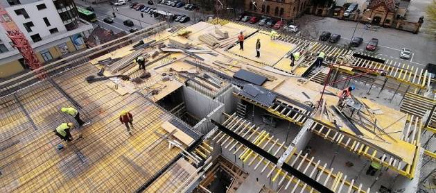 Poznańska Esencja pnie się w górę