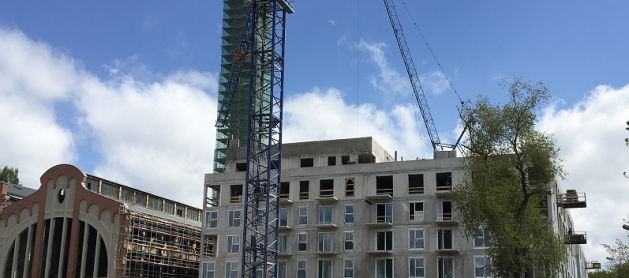 Kolejny kamień milowy w Fuzji – apartamentowce z wiechą