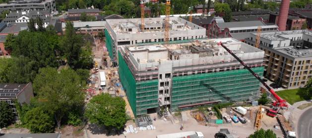 Two office buildings at Fuzja have been topped out