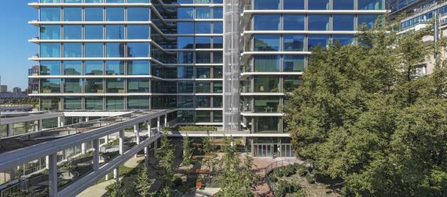 Biurowiec projektu Towarowa22 oddaje zielone ciepło Warszawie