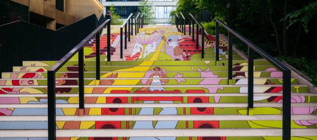 Warsaw Breweries' iconic stairs undergo a&nbsp;vibrant summer transformation with street art installation