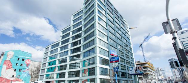 Echo Investment za 76,8 mln EUR sprzedało pierwszy biurowiec Browarów Warszawskich - Biura przy Bramie